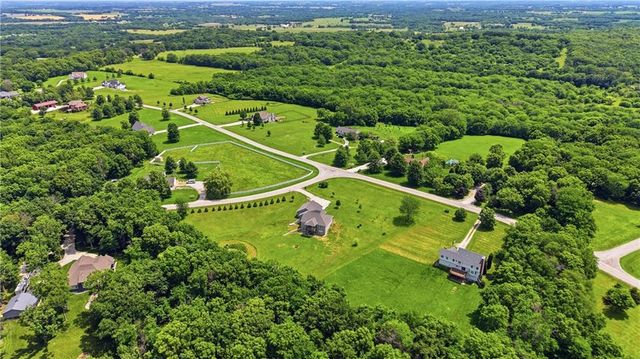 792 NW 1621st Road, Bates City, MO 64011