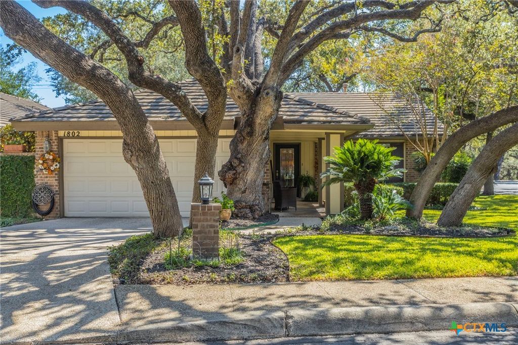 Image 1 of property listing at 1802 Shoal Run Street, San Antonio, TX 78232