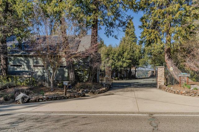 24985 Shake Ridge Rd, Volcano, CA 95689