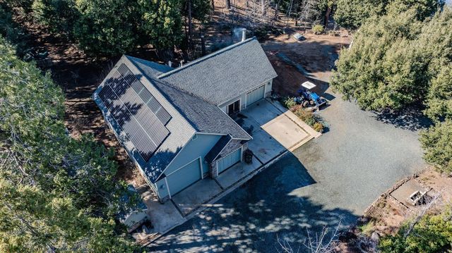 24985 Shake Ridge Rd, Volcano, CA 95689