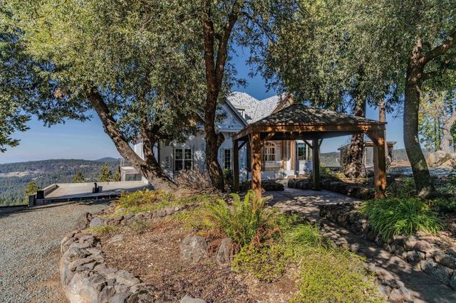 24985 Shake Ridge Rd, Volcano, CA 95689
