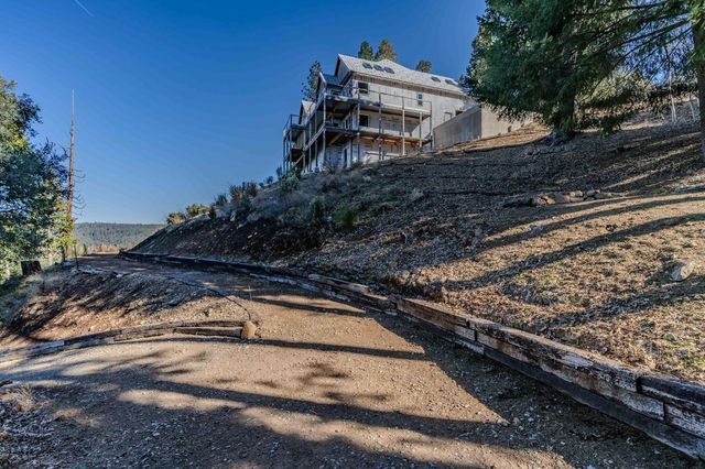 24985 Shake Ridge Rd, Volcano, CA 95689