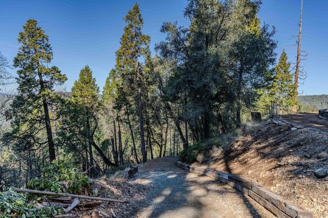 24985 Shake Ridge Rd, Volcano, CA 95689
