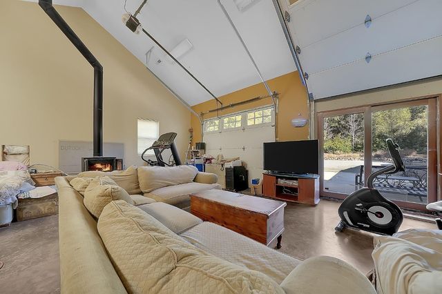 24985 Shake Ridge Rd, Volcano, CA 95689