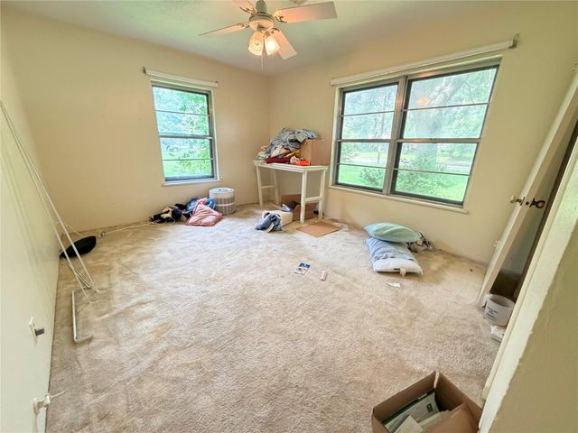504 Dwinnell Street, Baytown, TX 77520