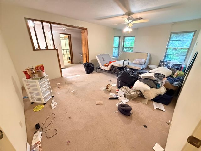 504 Dwinnell Street, Baytown, TX 77520