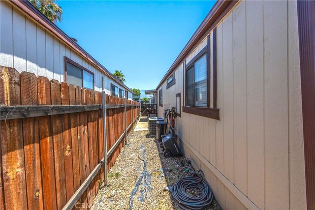 7717 Church, Highland, CA 92346