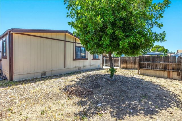 7717 Church, Highland, CA 92346