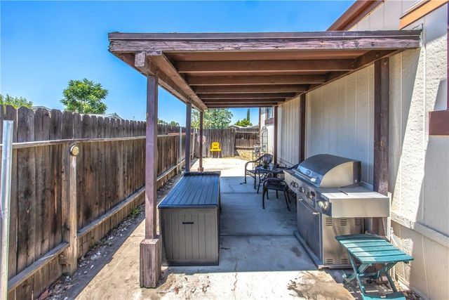 7717 Church, Highland, CA 92346