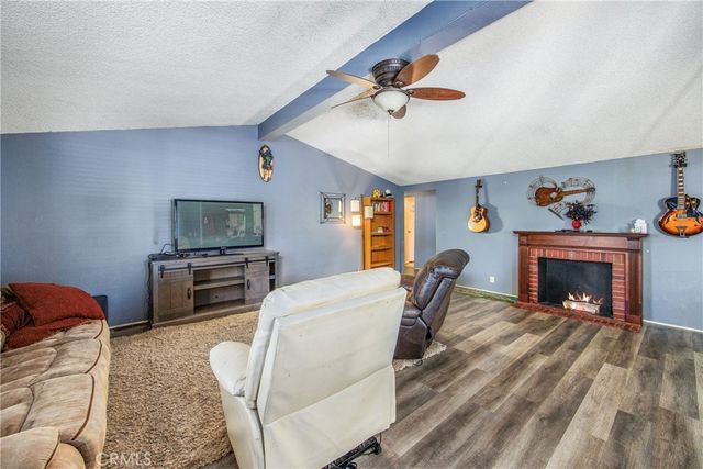 7717 Church, Highland, CA 92346