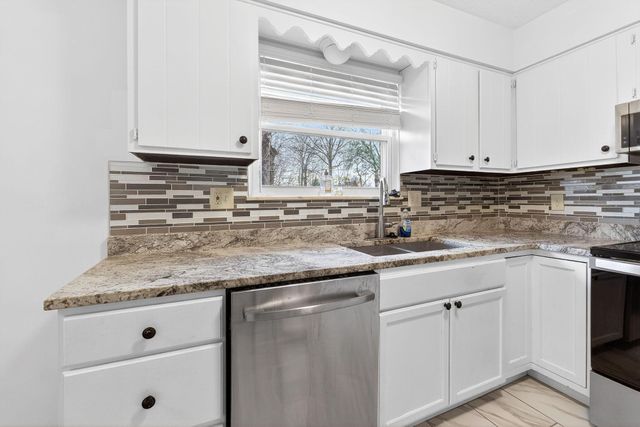 292 Moorfield Drive, Columbus, OH 43230