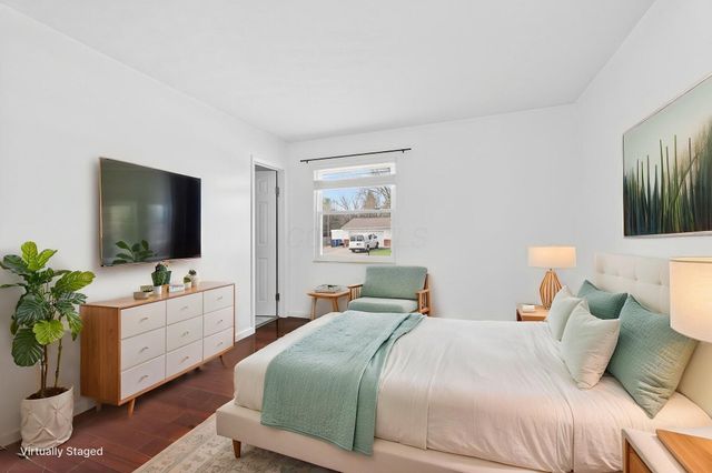 292 Moorfield Drive, Columbus, OH 43230