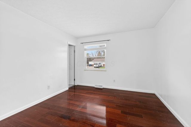 292 Moorfield Drive, Columbus, OH 43230