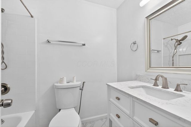 292 Moorfield Drive, Columbus, OH 43230