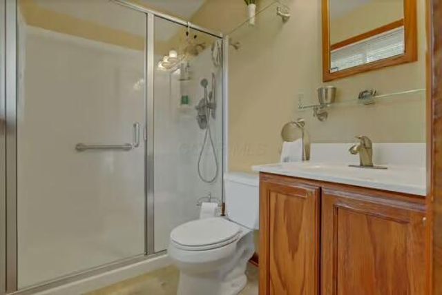 1660 Lynn Drive, Lancaster, OH 43130