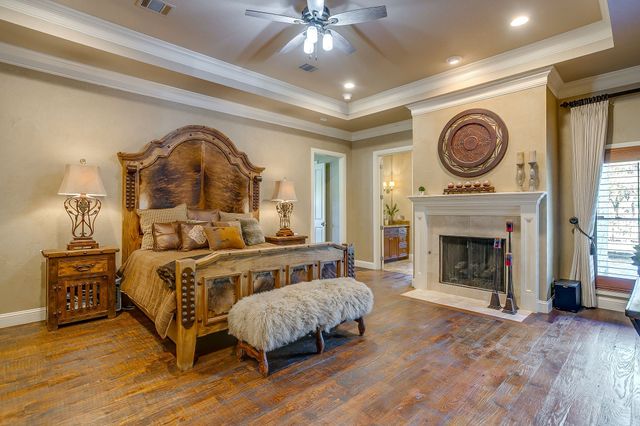 130 Ranchway Drive, Burleson, TX 76028