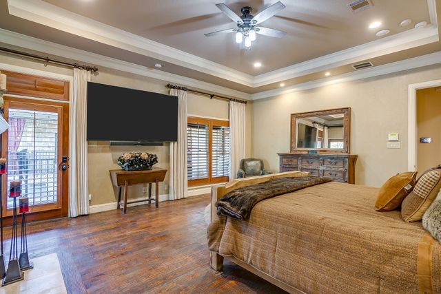 130 Ranchway Drive, Burleson, TX 76028