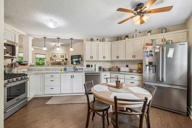 3508 Greenwood Dr, Hermitage, TN 37076