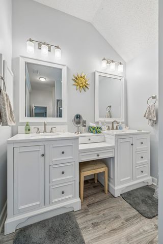 3508 Greenwood Dr, Hermitage, TN 37076