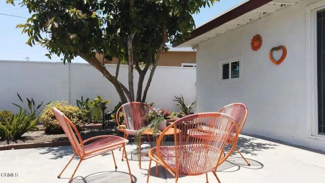 7824 Tujunga Avenue, North Hollywood, CA 91605