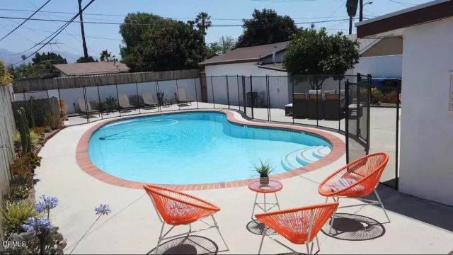 7824 Tujunga Avenue, North Hollywood, CA 91605