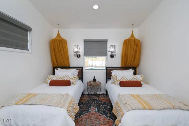 7824 Tujunga Avenue, North Hollywood, CA 91605