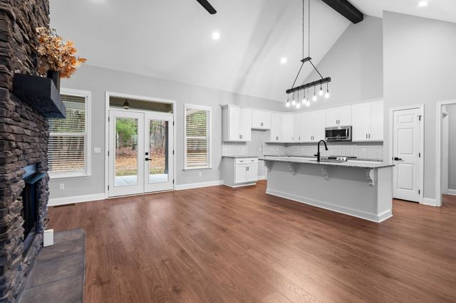 26 Melanie St, Mcminnville, TN 37110