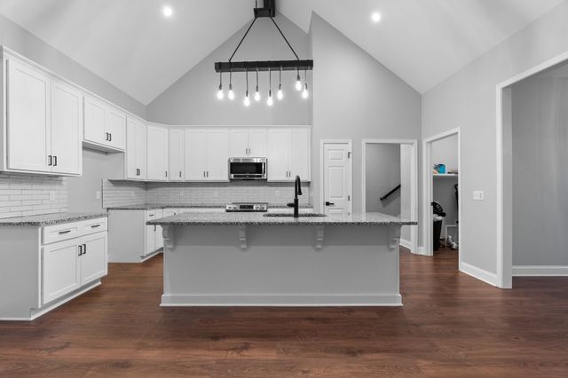 26 Melanie St, Mcminnville, TN 37110