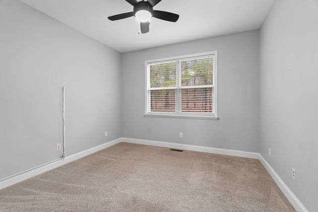 26 Melanie St, Mcminnville, TN 37110