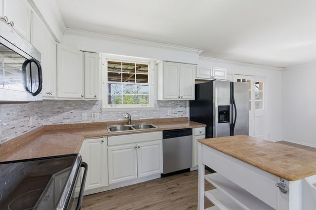 216 Whorley Dr, Nashville, TN 37217