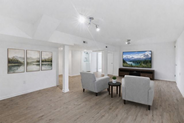 216 Whorley Dr, Nashville, TN 37217