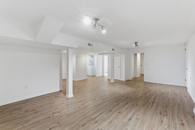 216 Whorley Dr, Nashville, TN 37217