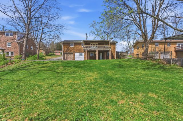 216 Whorley Dr, Nashville, TN 37217