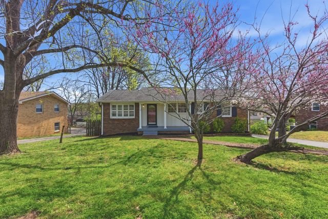 216 Whorley Dr, Nashville, TN 37217