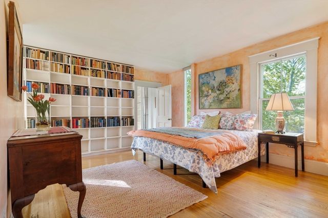 9 Orchard Street, Cambridge, MA 02140