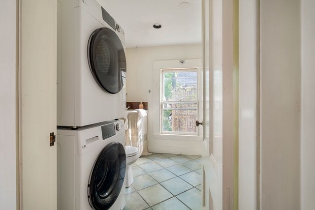9 Orchard Street, Cambridge, MA 02140
