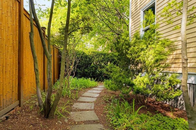 9 Orchard Street, Cambridge, MA 02140