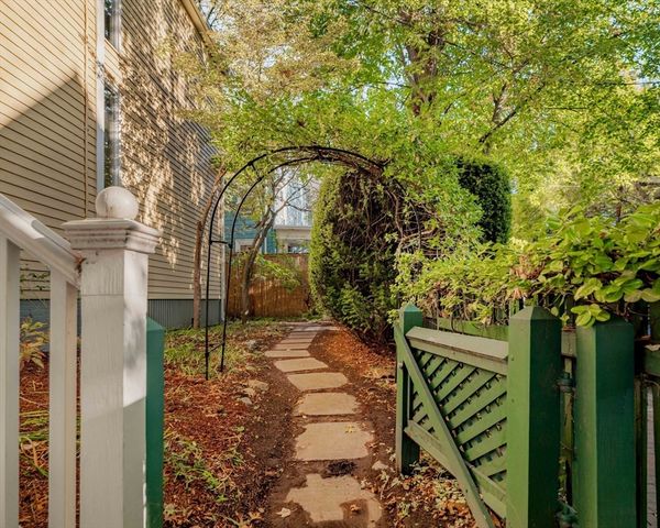9 Orchard Street, Cambridge, MA 02140