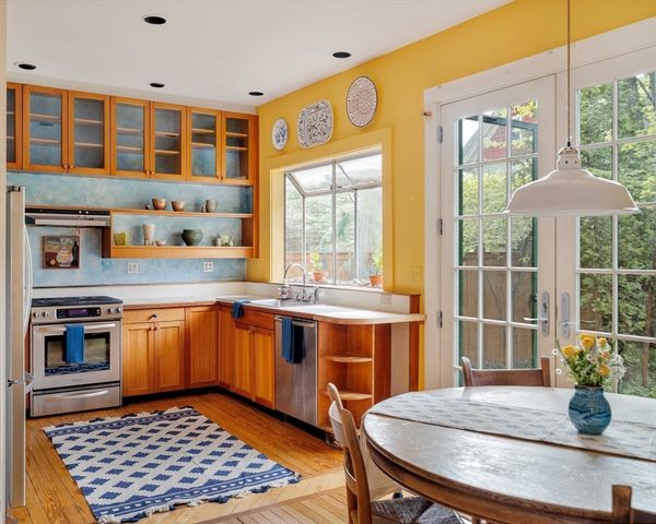9 Orchard Street, Cambridge, MA 02140