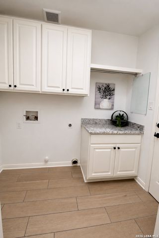 14118 Red Maple Wood, San Antonio, TX 78249