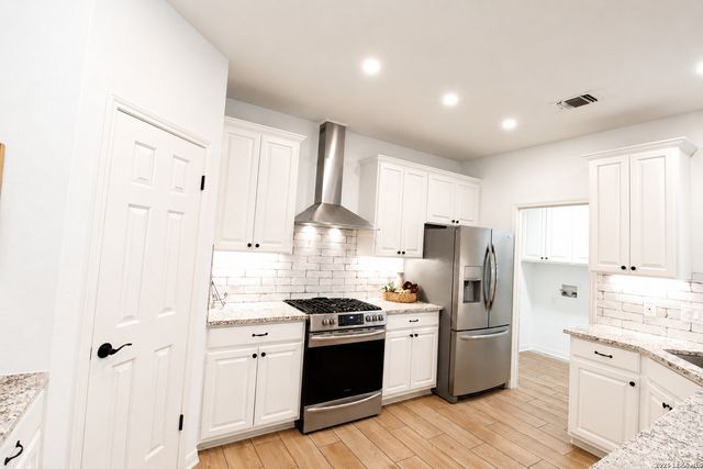 14118 Red Maple Wood, San Antonio, TX 78249