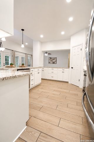 14118 Red Maple Wood, San Antonio, TX 78249