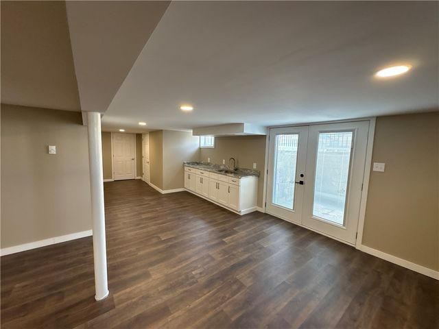 215 Martin Ave, Ellport Boro, PA 16117