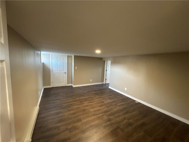 215 Martin Ave, Ellport Boro, PA 16117