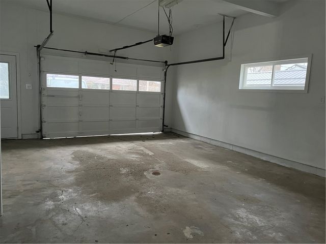 215 Martin Ave, Ellport Boro, PA 16117