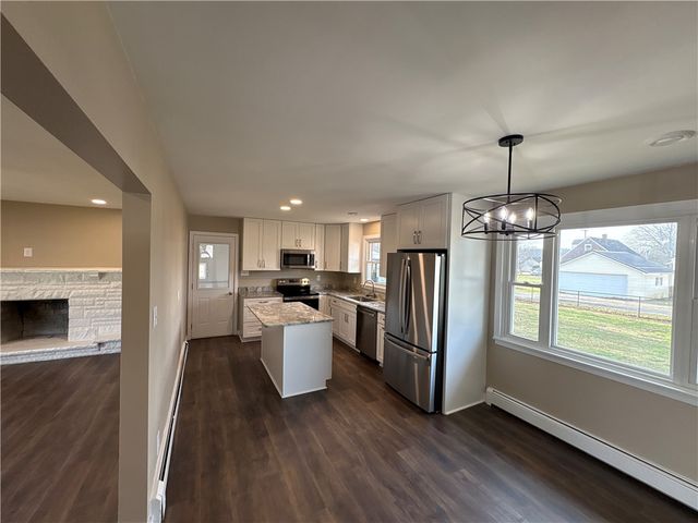 215 Martin Ave, Ellport Boro, PA 16117