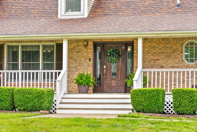 2430 Underwood Rd, Cunningham, TN 37052