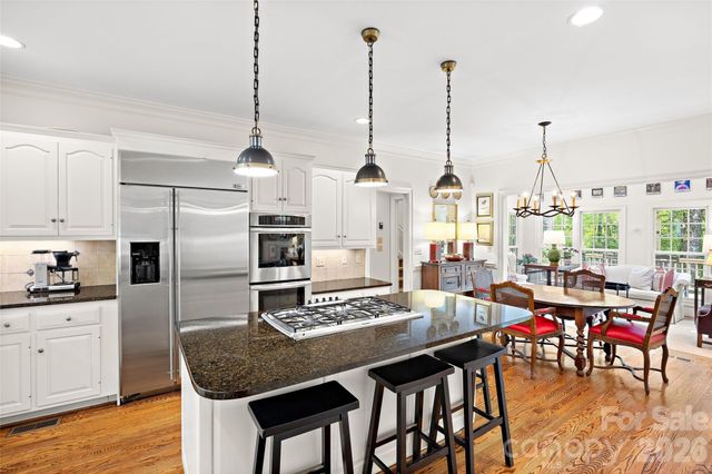 6121 Bentway Drive, Charlotte, NC 28226