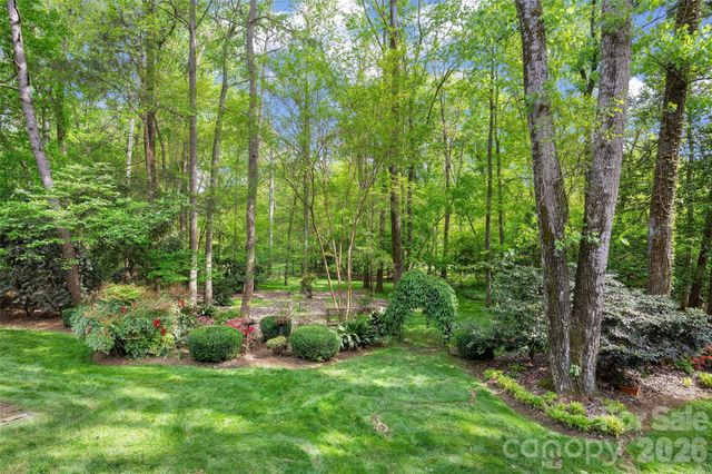 6121 Bentway Drive, Charlotte, NC 28226