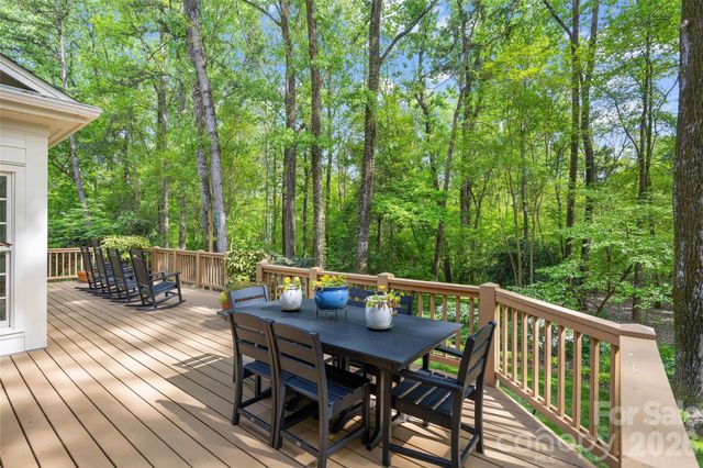 6121 Bentway Drive, Charlotte, NC 28226